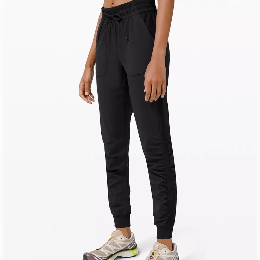 Lululemon studio joggers